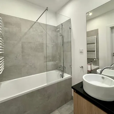 K22 Wola Slawinska 6/511 Z Wanna * Warschau